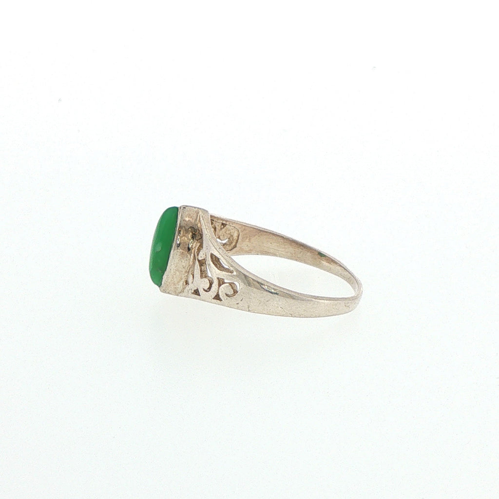 Vintage-Style Silver Filigree Chrysoprase Solitaire Ring