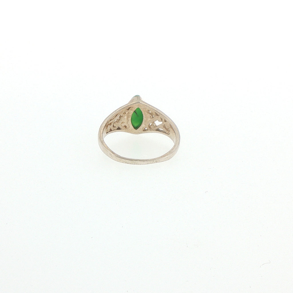 Vintage-Style Silver Filigree Chrysoprase Solitaire Ring