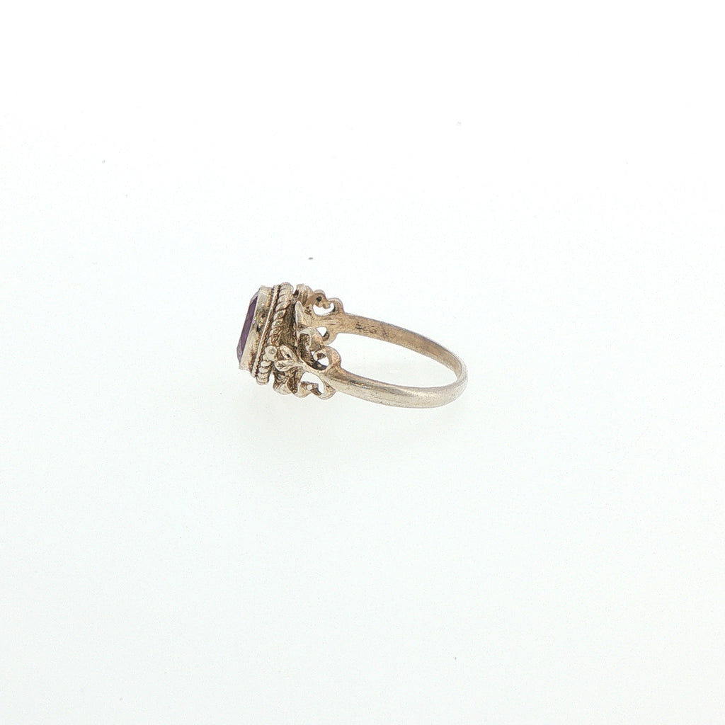 Ornate Filigree Amethyst Solitaire Ring in Silver