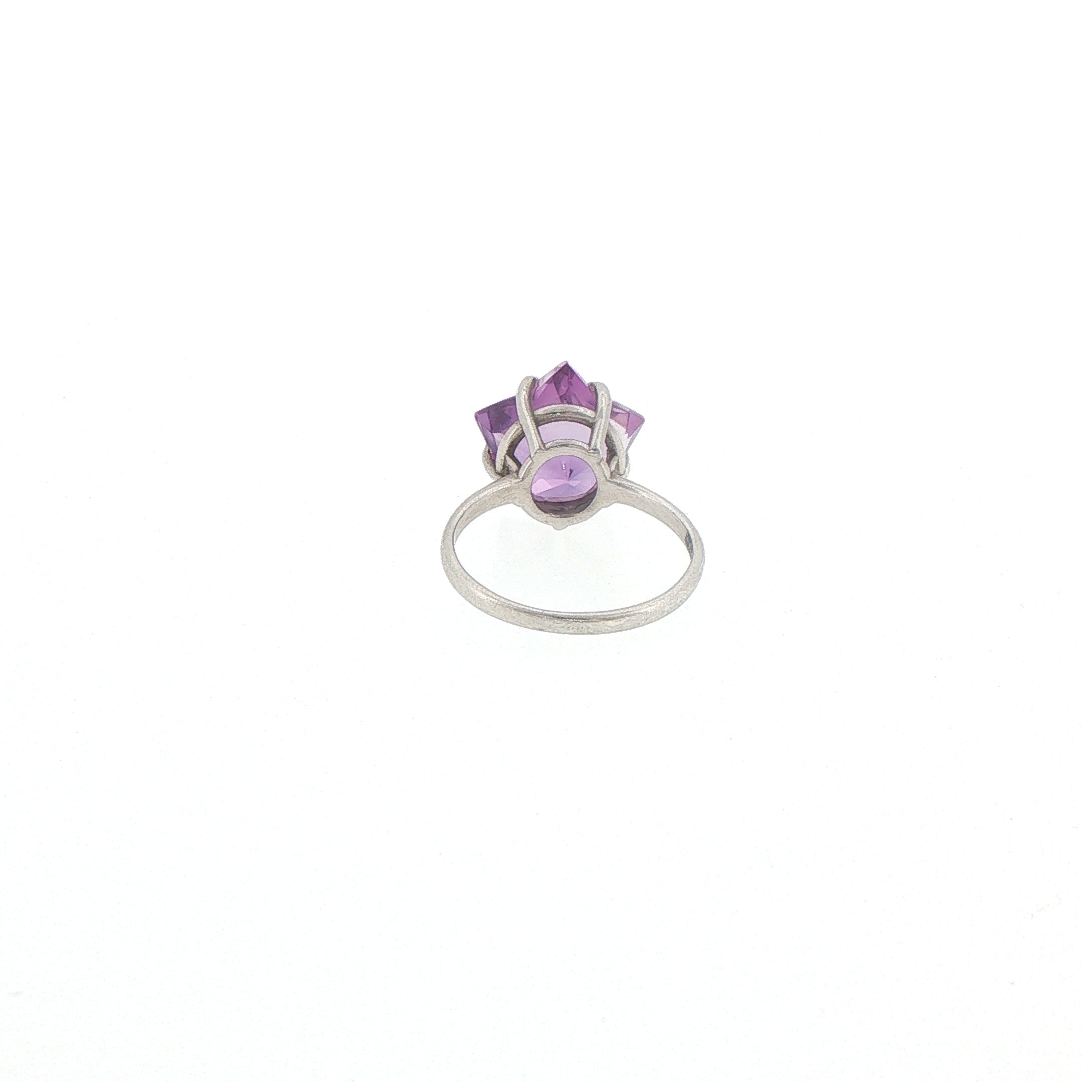 Star-Cut Amethyst Solitaire Ring in Silver