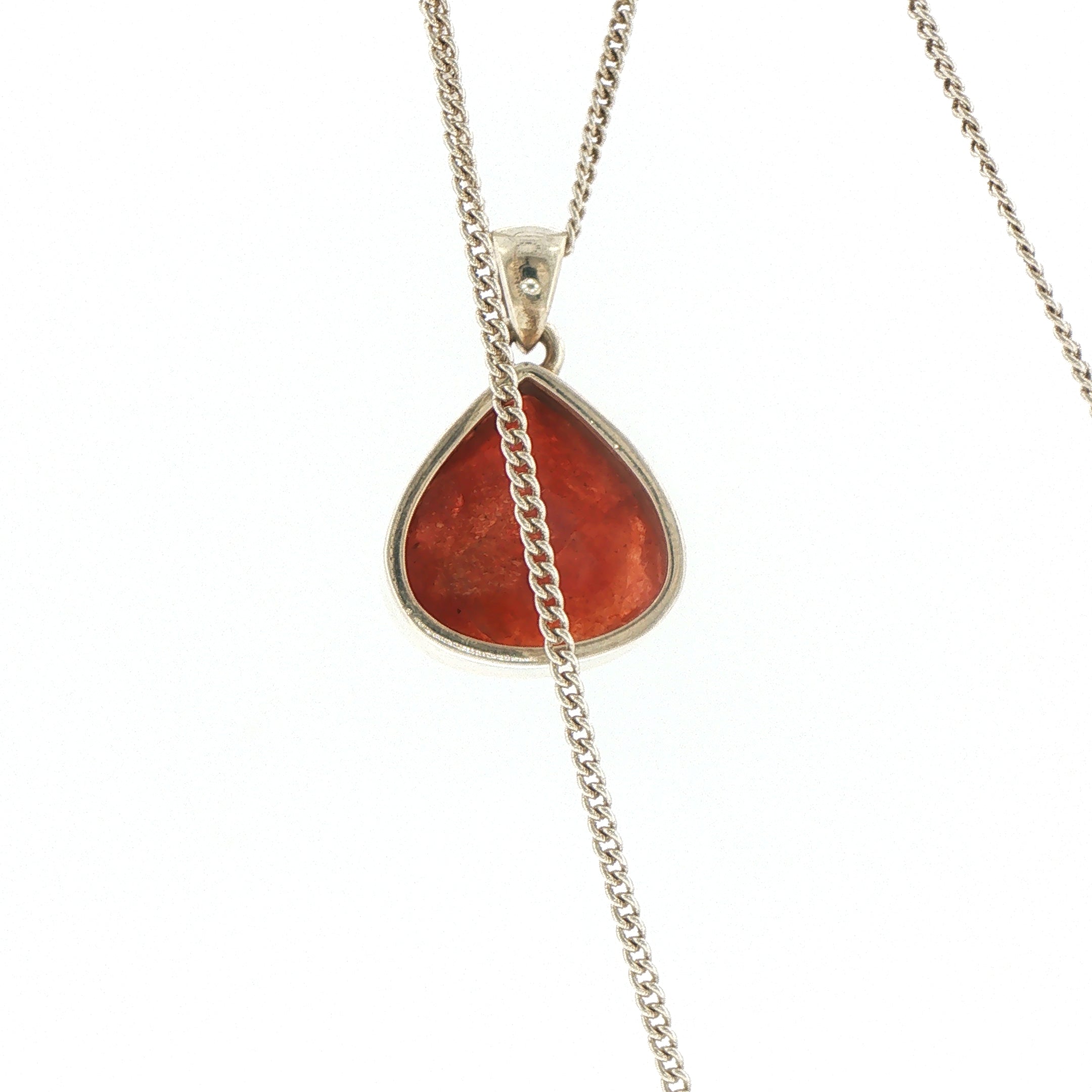 Pear-Shaped Sunstone Pendant Necklace in Silver