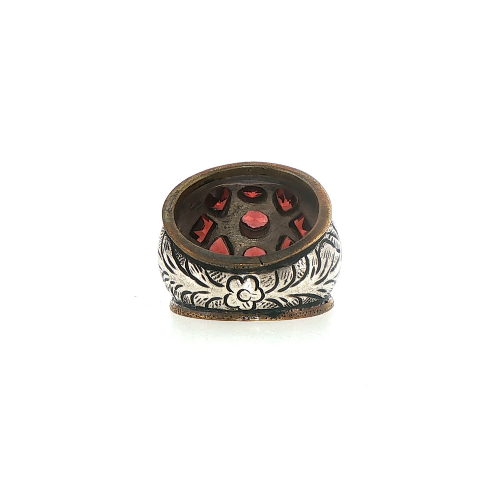 Vintage Style Silver Multistone Garnet Ring with Engraved Motifs