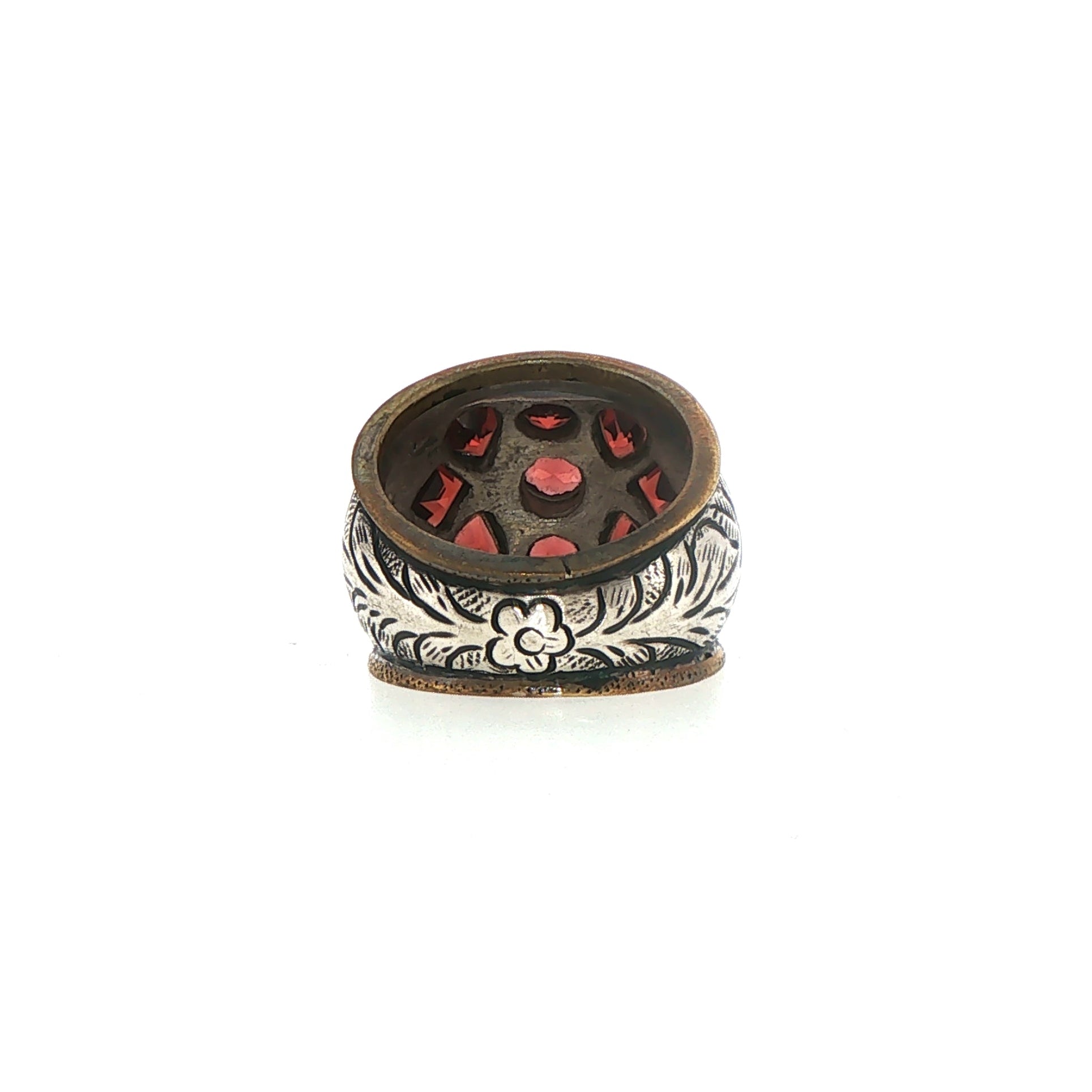 Vintage Style Silver Multistone Garnet Ring with Engraved Motifs