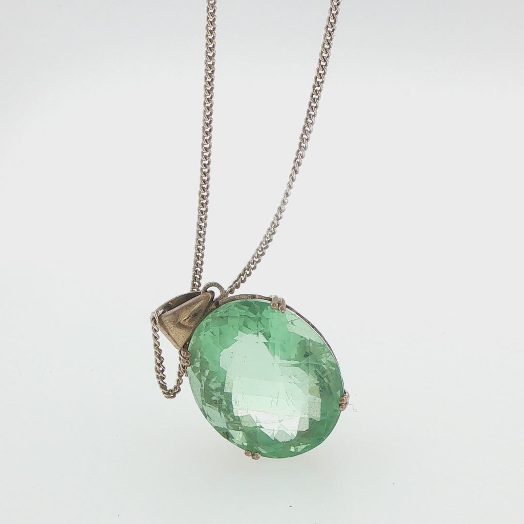 Silver Oval Green Quartz Pendant Necklace